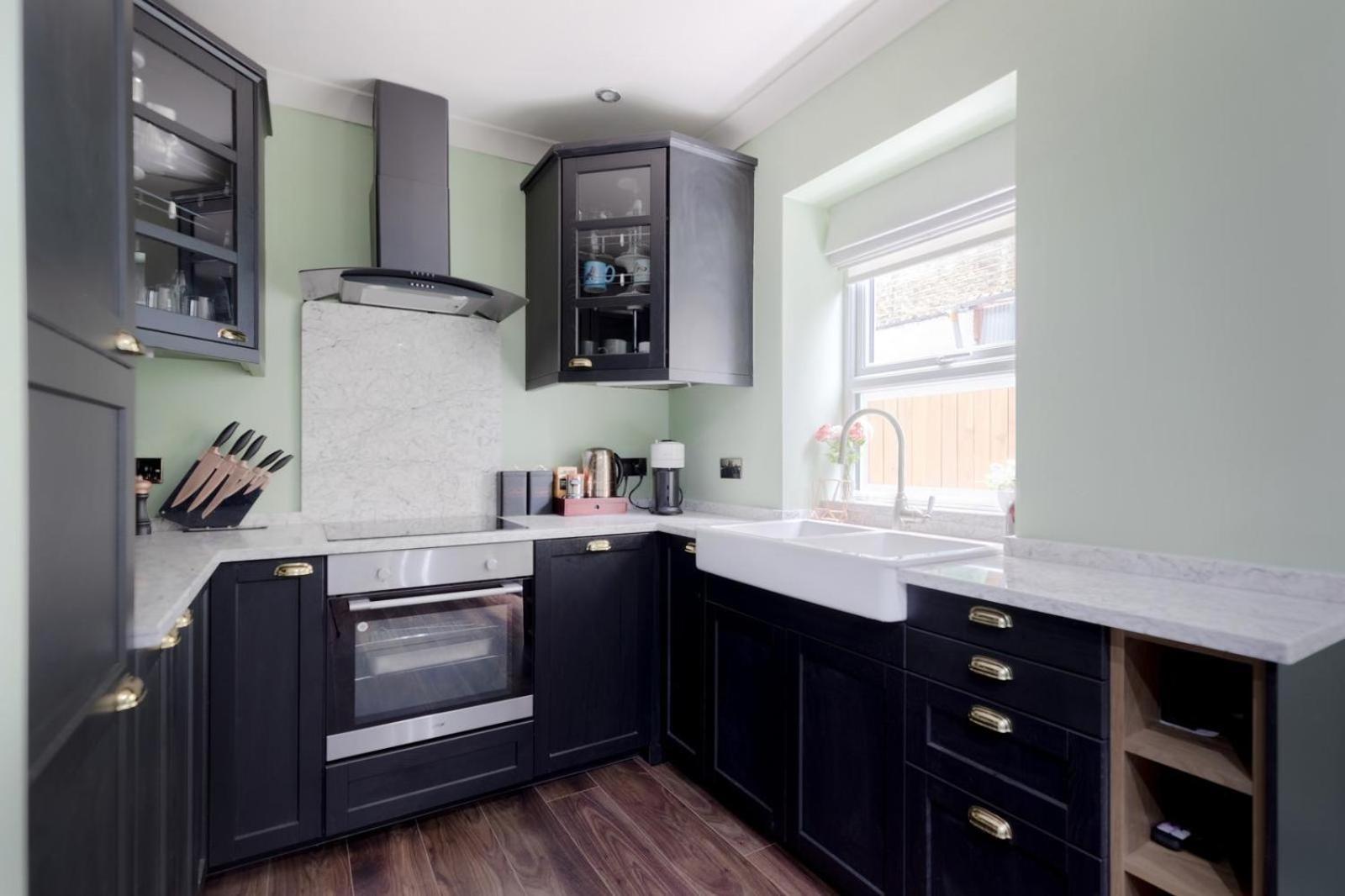 Stylish 2 Bedrooms Flat Sleeps 6 & Garden London Zone 2 Cls Central Exterior photo