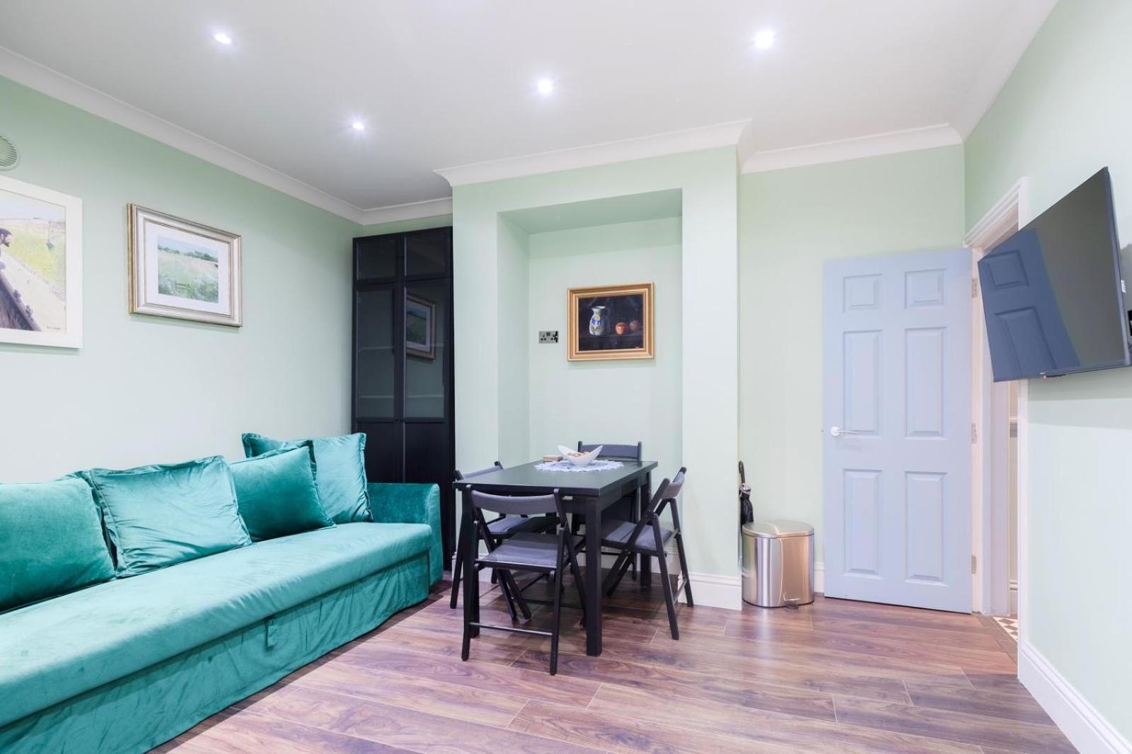Stylish 2 Bedrooms Flat Sleeps 6 & Garden London Zone 2 Cls Central Exterior photo